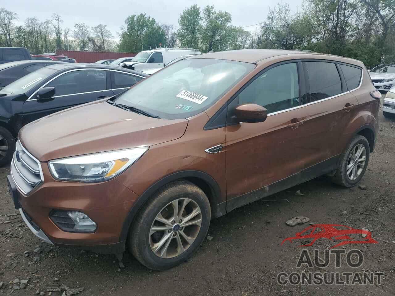 FORD ESCAPE 2017 - 1FMCU0GD5HUA11313