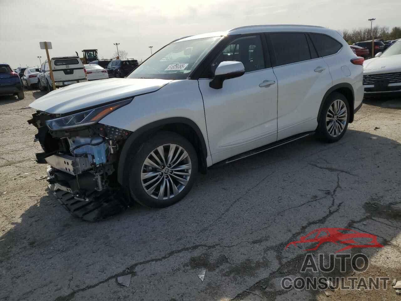 TOYOTA HIGHLANDER 2022 - 5TDFZRBH0NS207760