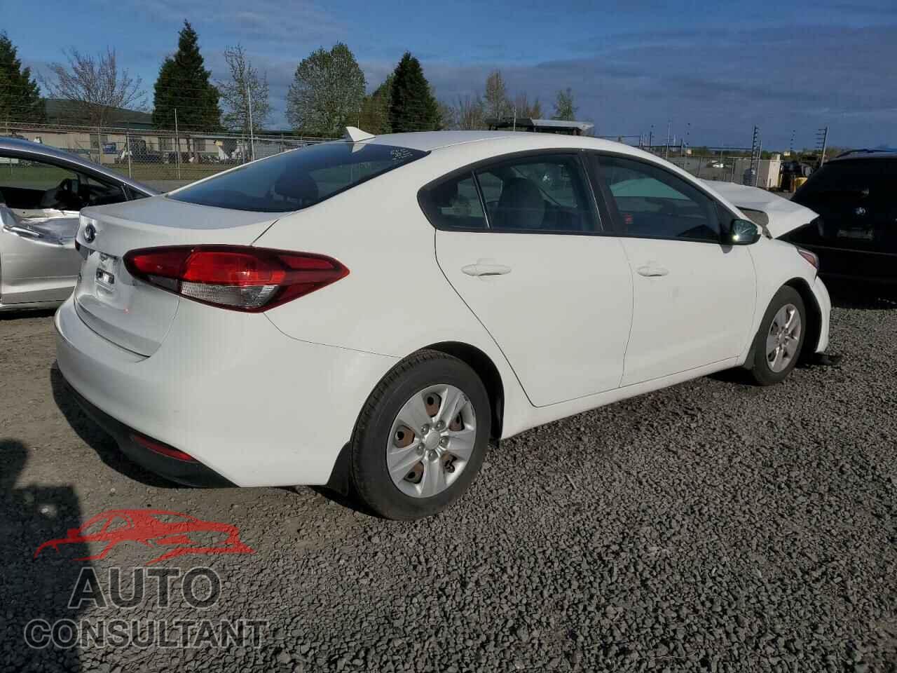 KIA FORTE 2017 - 3KPFK4A78HE147807