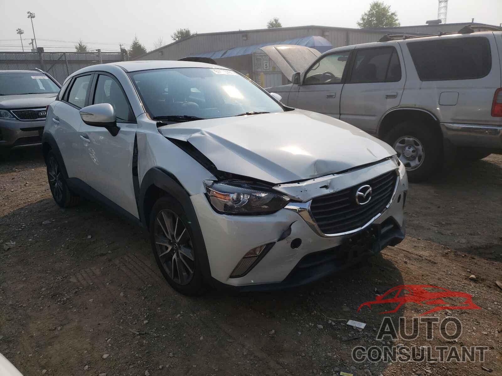 MAZDA CX-3 2017 - JM1DKFC70H0164450