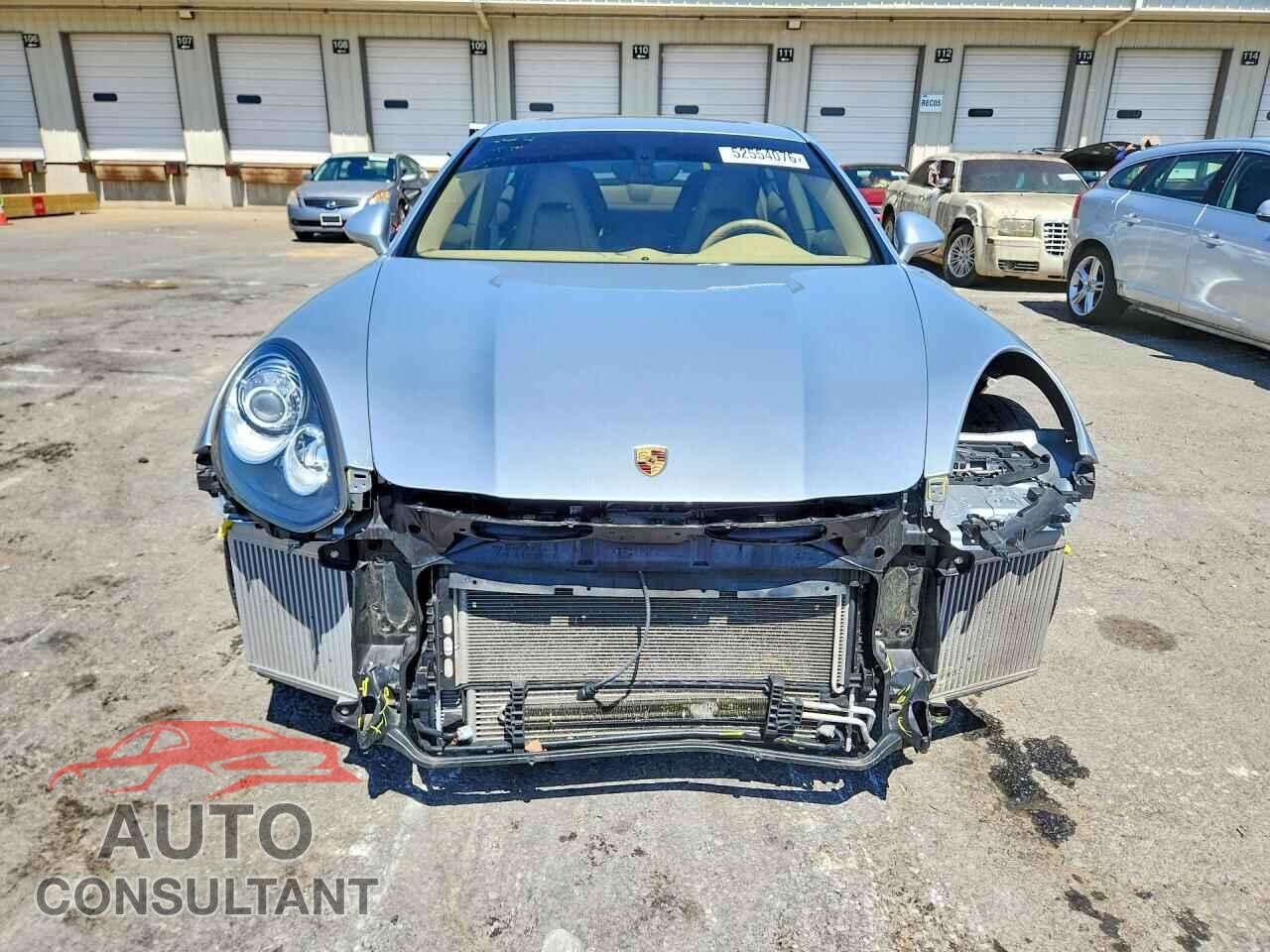 PORSCHE PANAMERA 2015 - WP0AB2A78FL050125