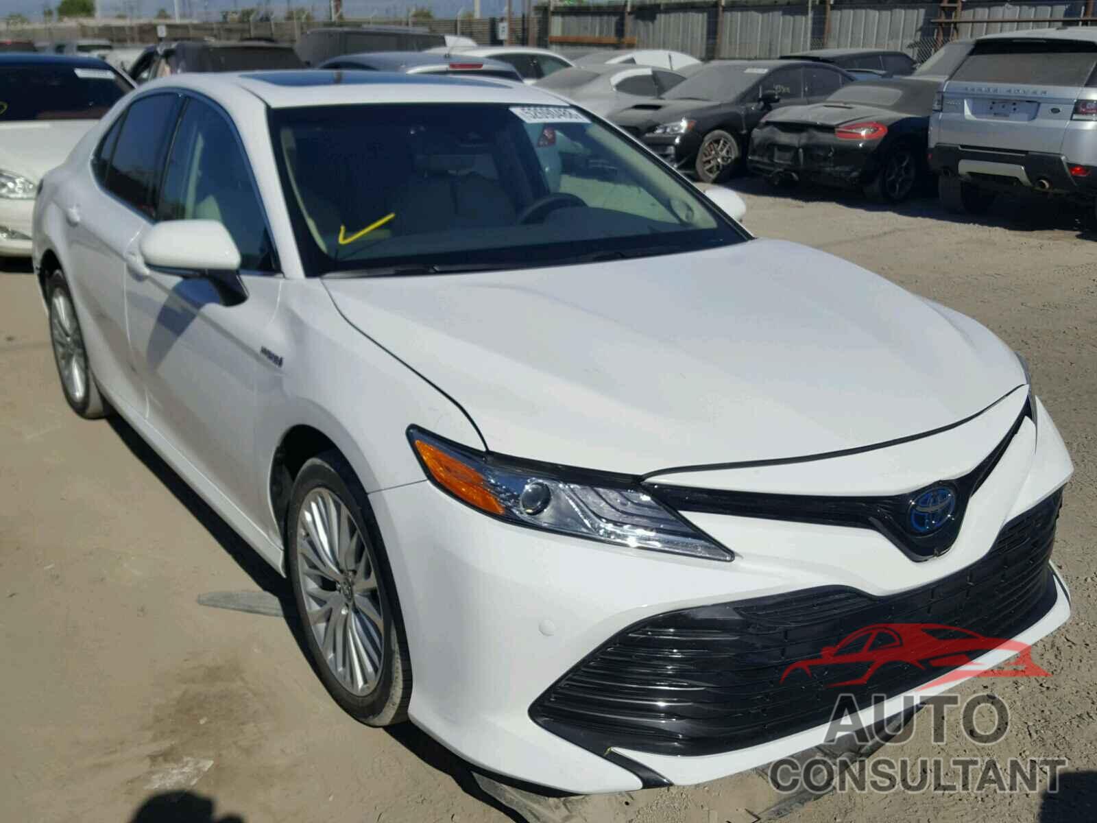 TOYOTA CAMRY 2018 - 4T1B21HK8JU504378