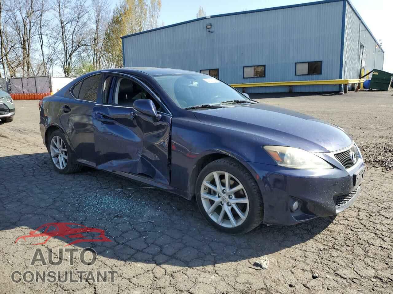 LEXUS IS 2012 - JTHCF5C20C5053048