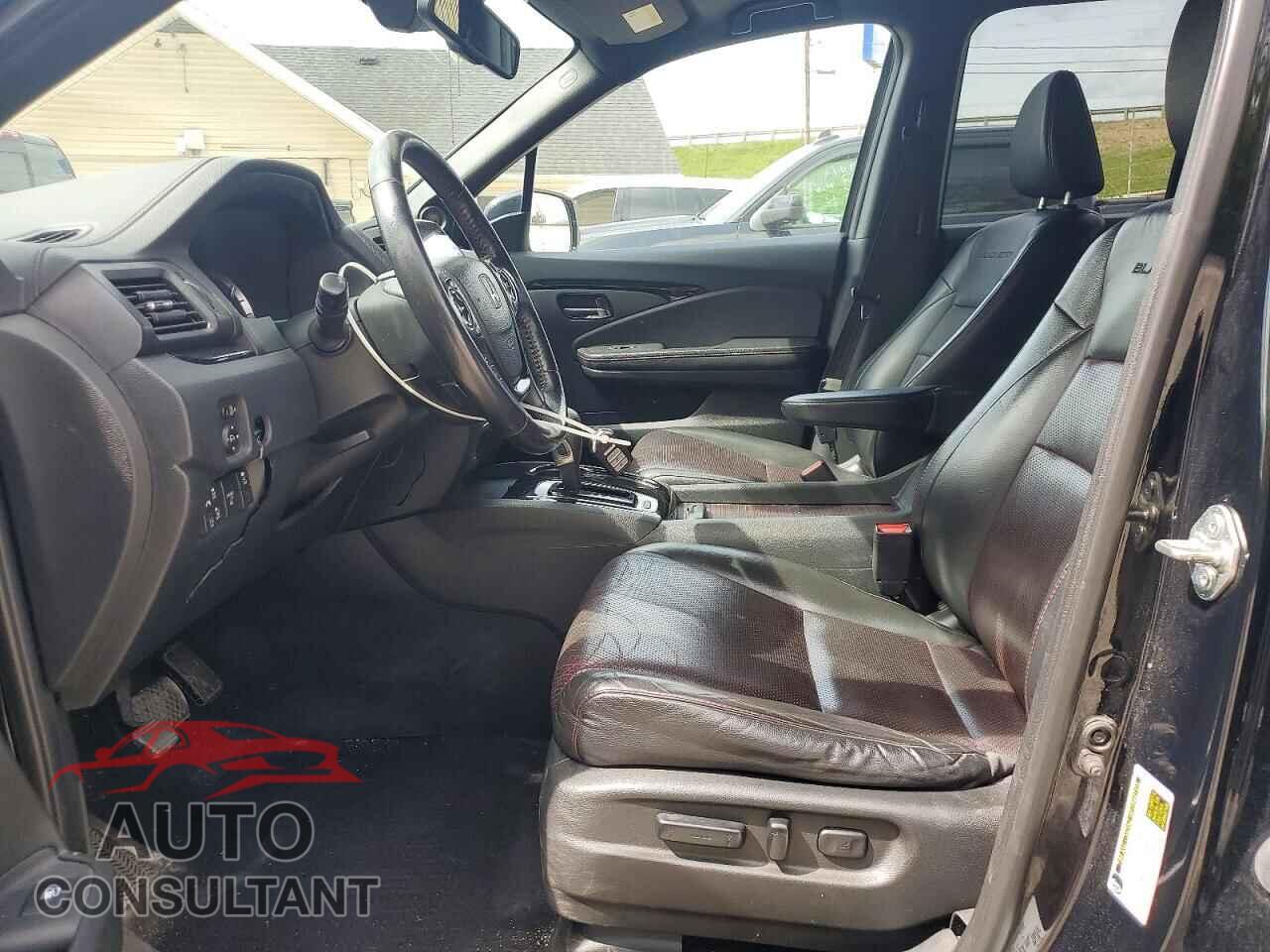 HONDA RIDGELINE 2017 - 5FPYK3F83HB009162