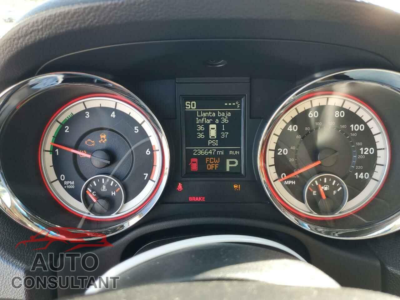 DODGE DURANGO 2013 - 1C4SDHET2DC668398
