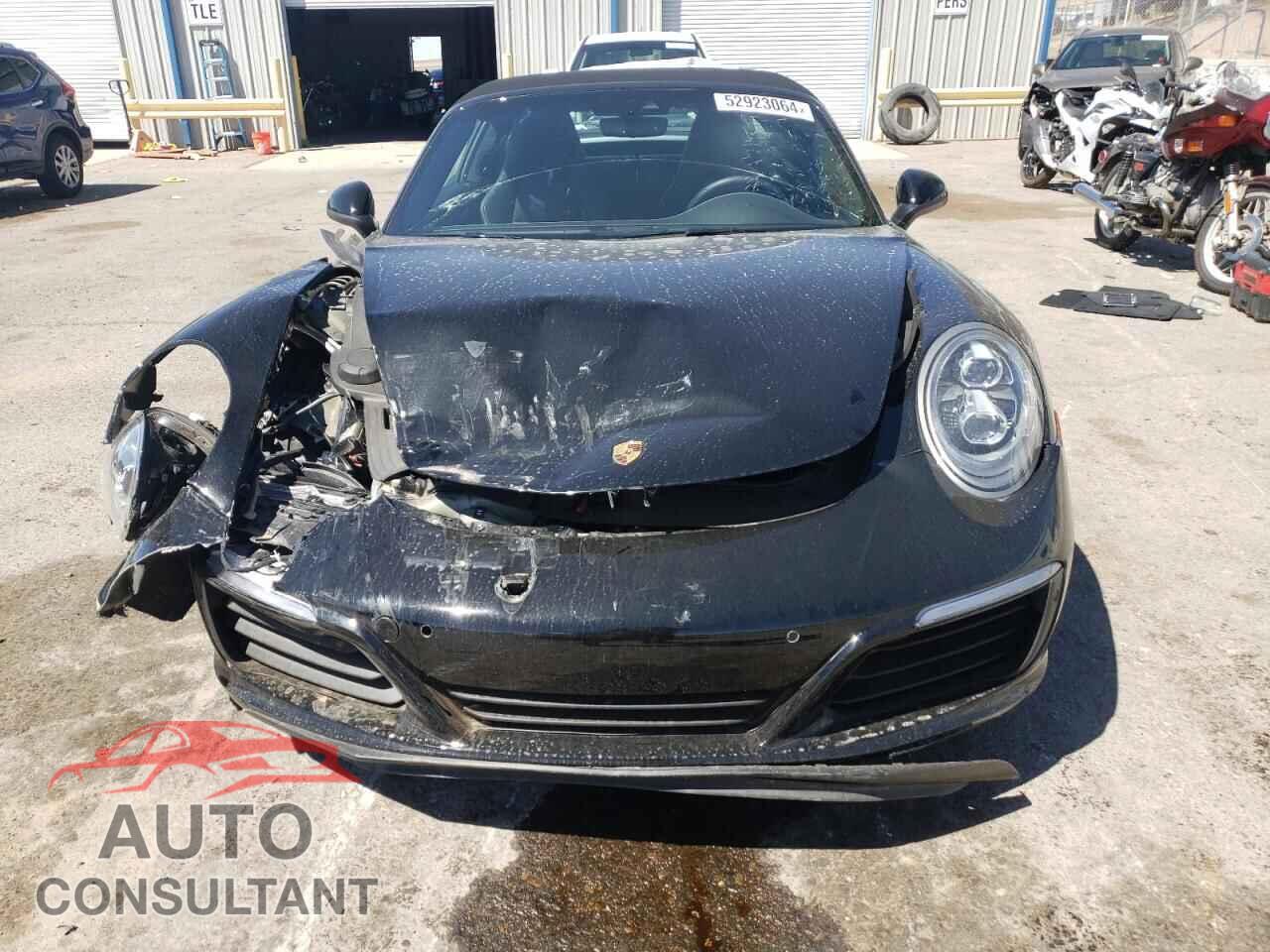 PORSCHE 911 2019 - WP0BB2A98KS126397