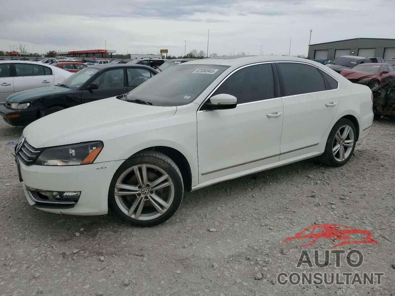 VOLKSWAGEN PASSAT 2013 - 1VWCN7A38DC061775