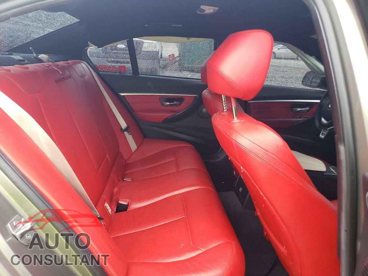 BMW 3 SERIES 2016 - WBA8B3G55GNU34912