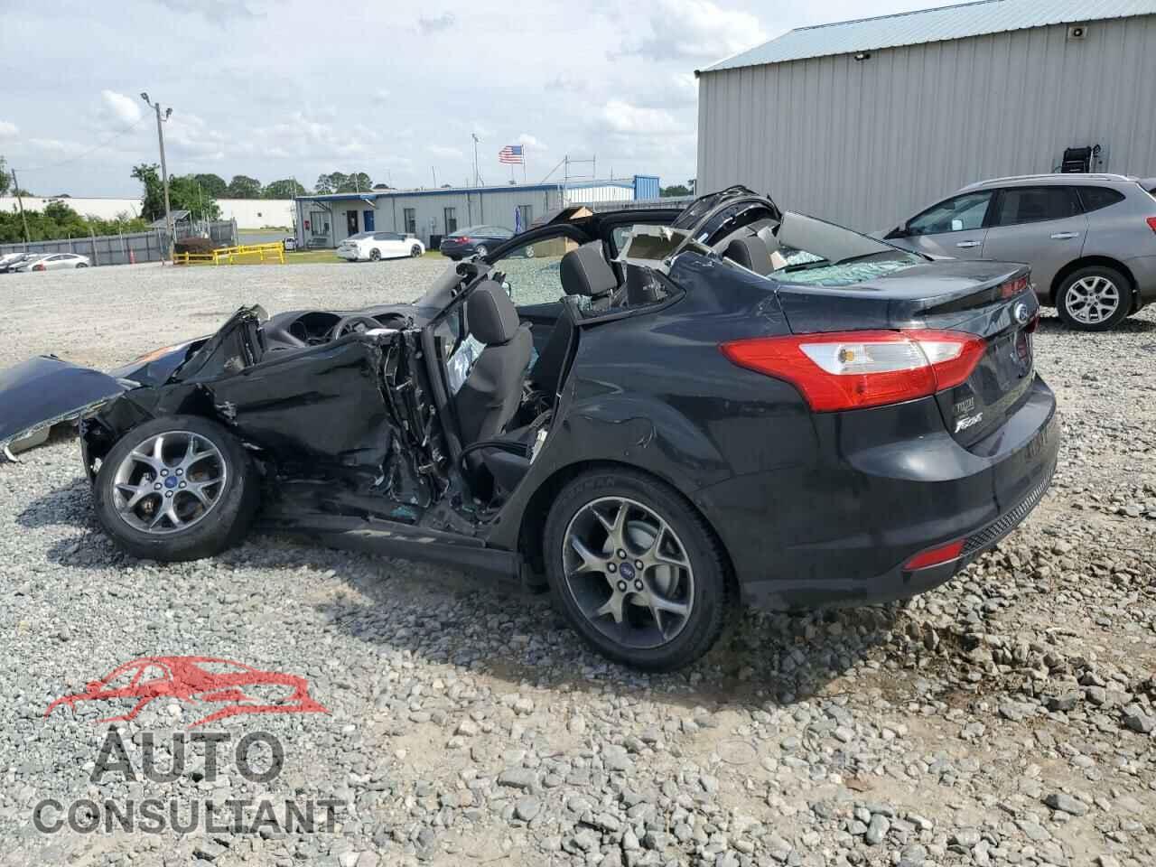 FORD FOCUS 2014 - 1FADP3F29EL463077