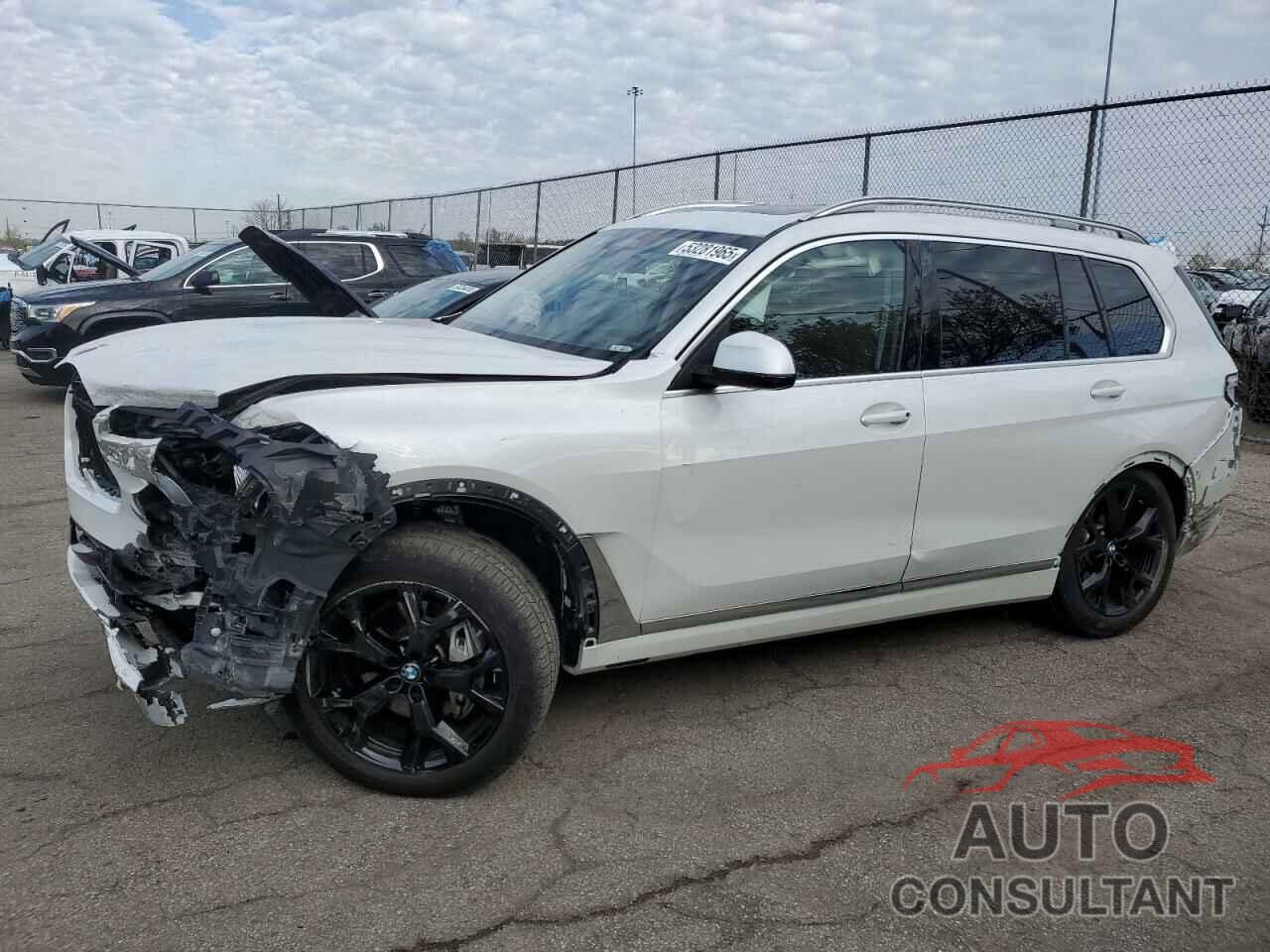 BMW X7 2025 - 5UX23EM04S9W98391