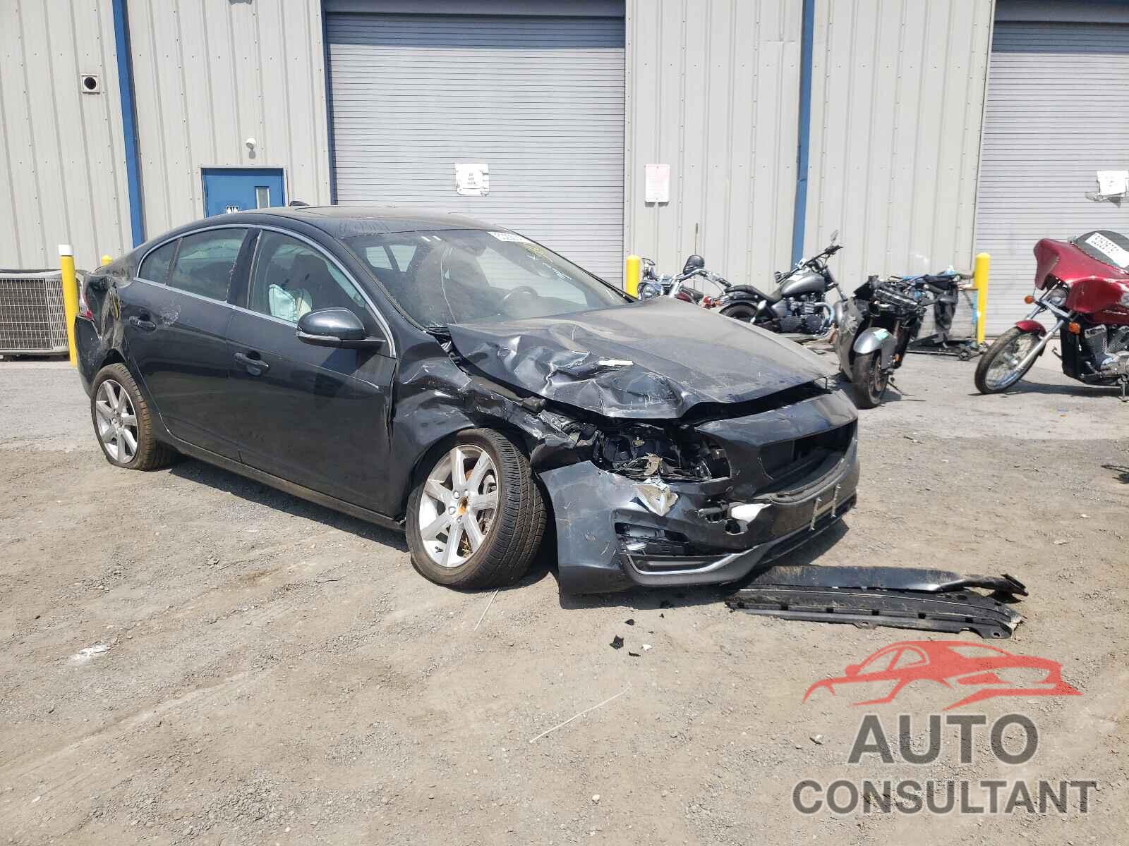 VOLVO S60 2016 - YV1612TK7G2393133