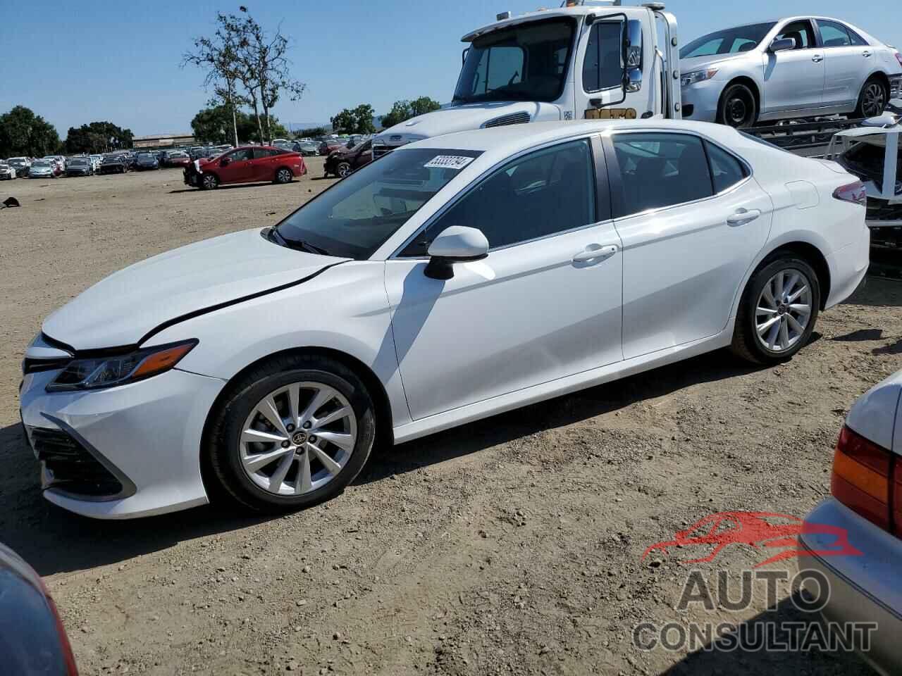 TOYOTA CAMRY 2022 - 4T1C11AK3NU069339