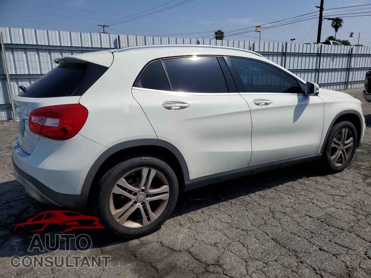 MERCEDES-BENZ GLA-CLASS 2017 - WDCTG4EB3HJ332931