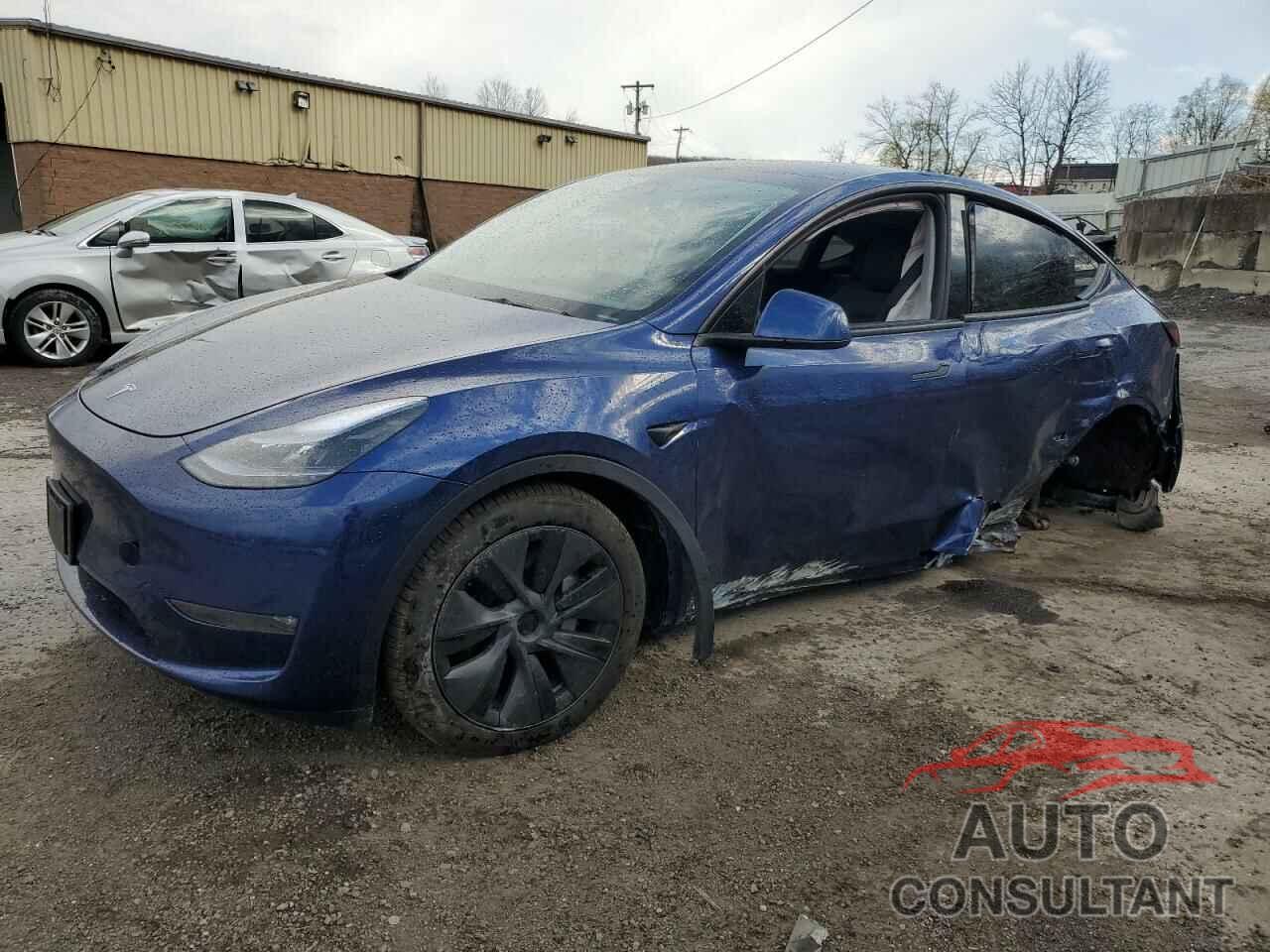TESLA MODEL Y 2024 - 7SAYGDEE0RA323893