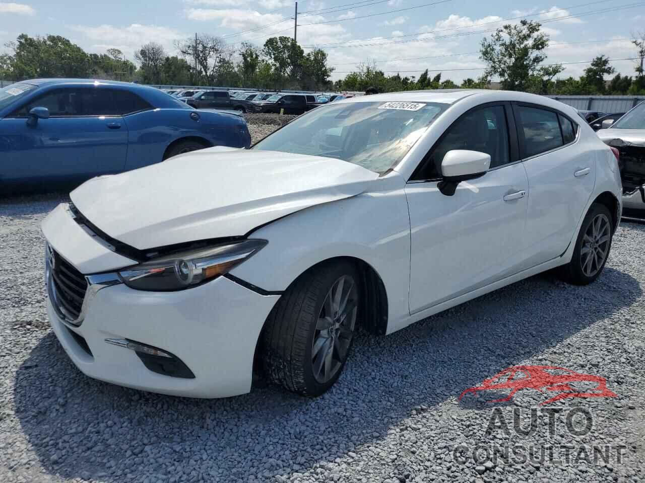 MAZDA 3 2018 - 3MZBN1M34JM197934