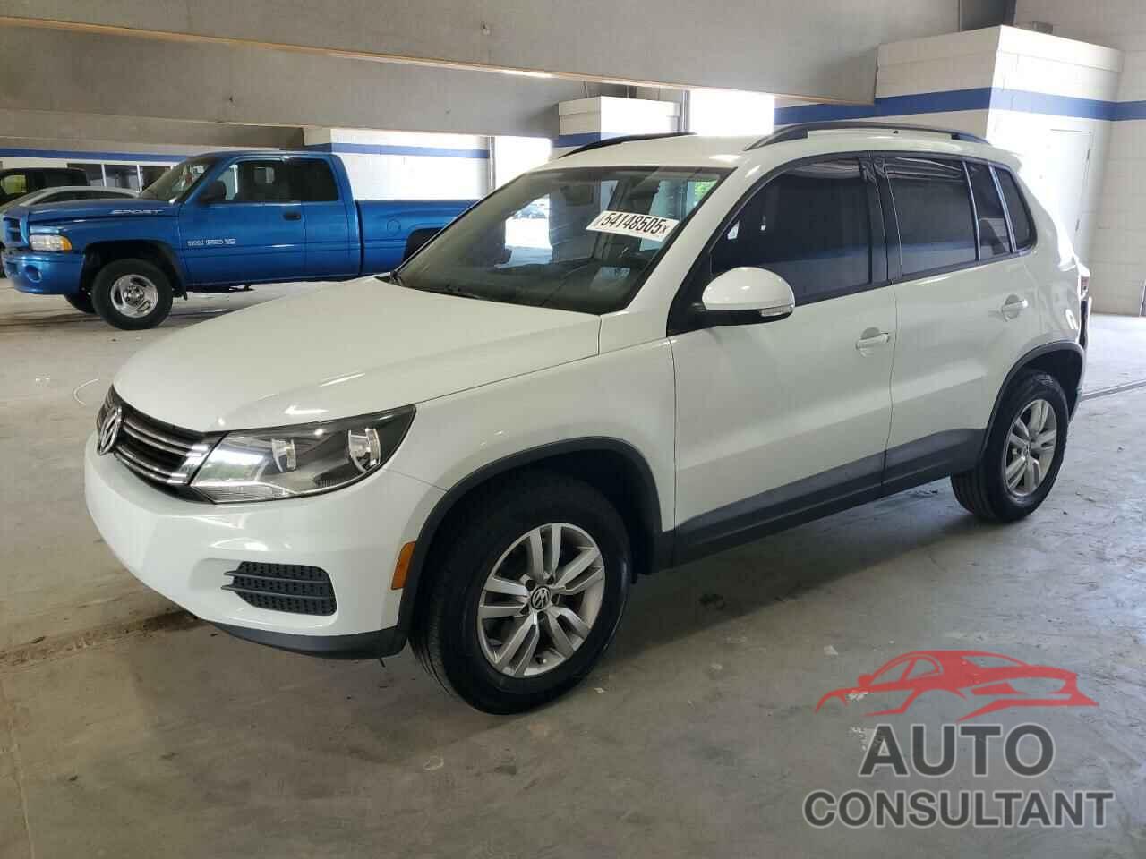 VOLKSWAGEN TIGUAN 2015 - WVGAV7AX2FW504495