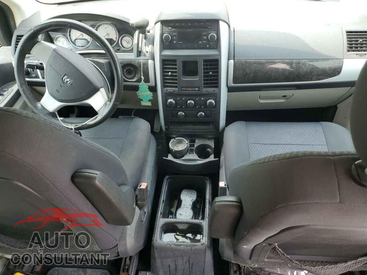 DODGE CARAVAN 2010 - 2D4RN5D12AR197403