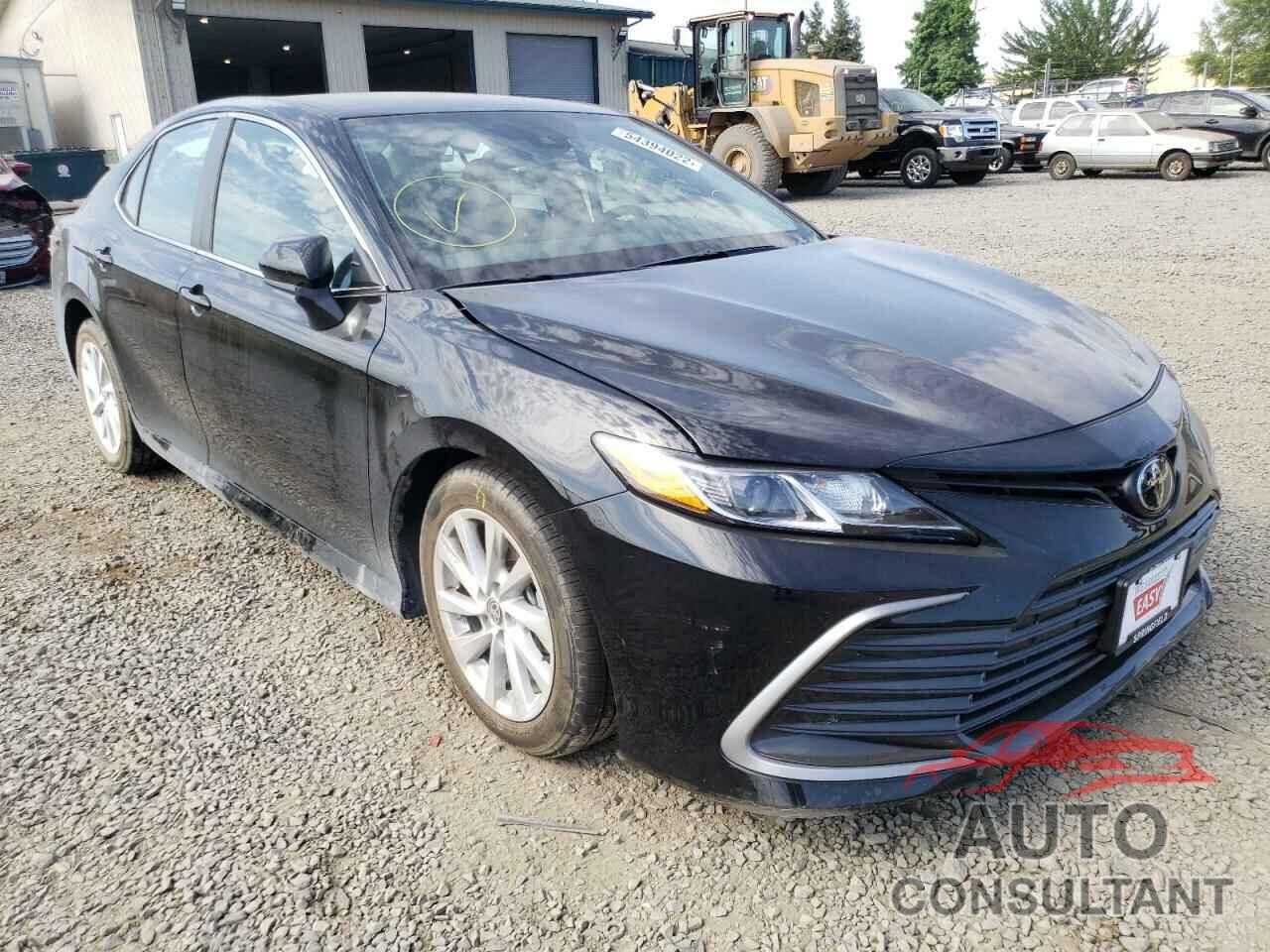 TOYOTA CAMRY 2022 - 4T1C11BK6NU068474