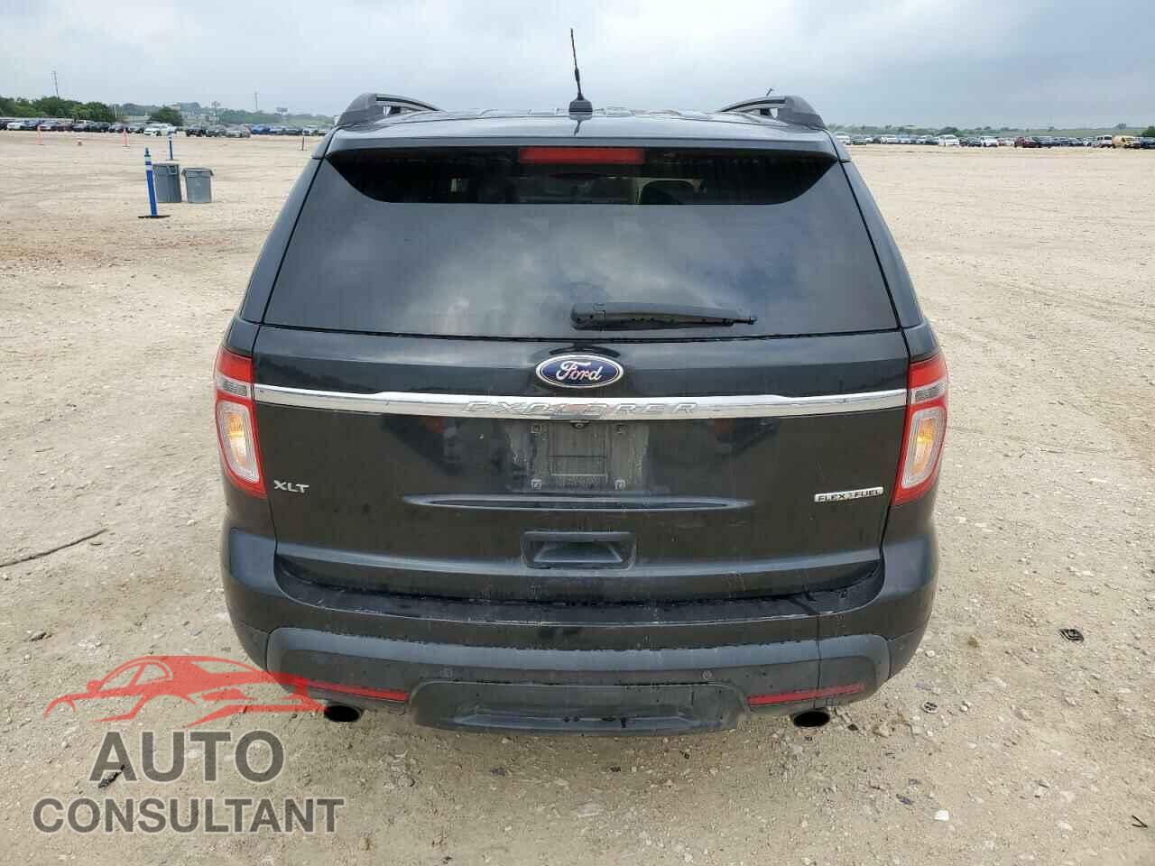 FORD EXPLORER 2013 - 1FM5K7D80DGA07676