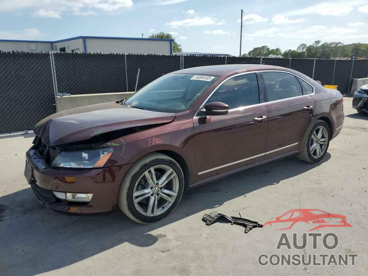 VOLKSWAGEN PASSAT 2013 - 1VWBN7A32DC001065