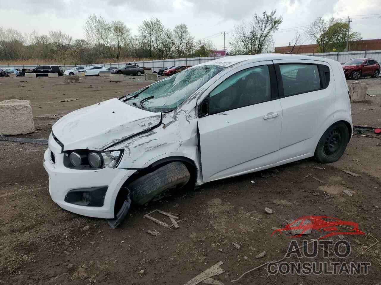 CHEVROLET SONIC 2014 - 1G1JA6SHXE4224022