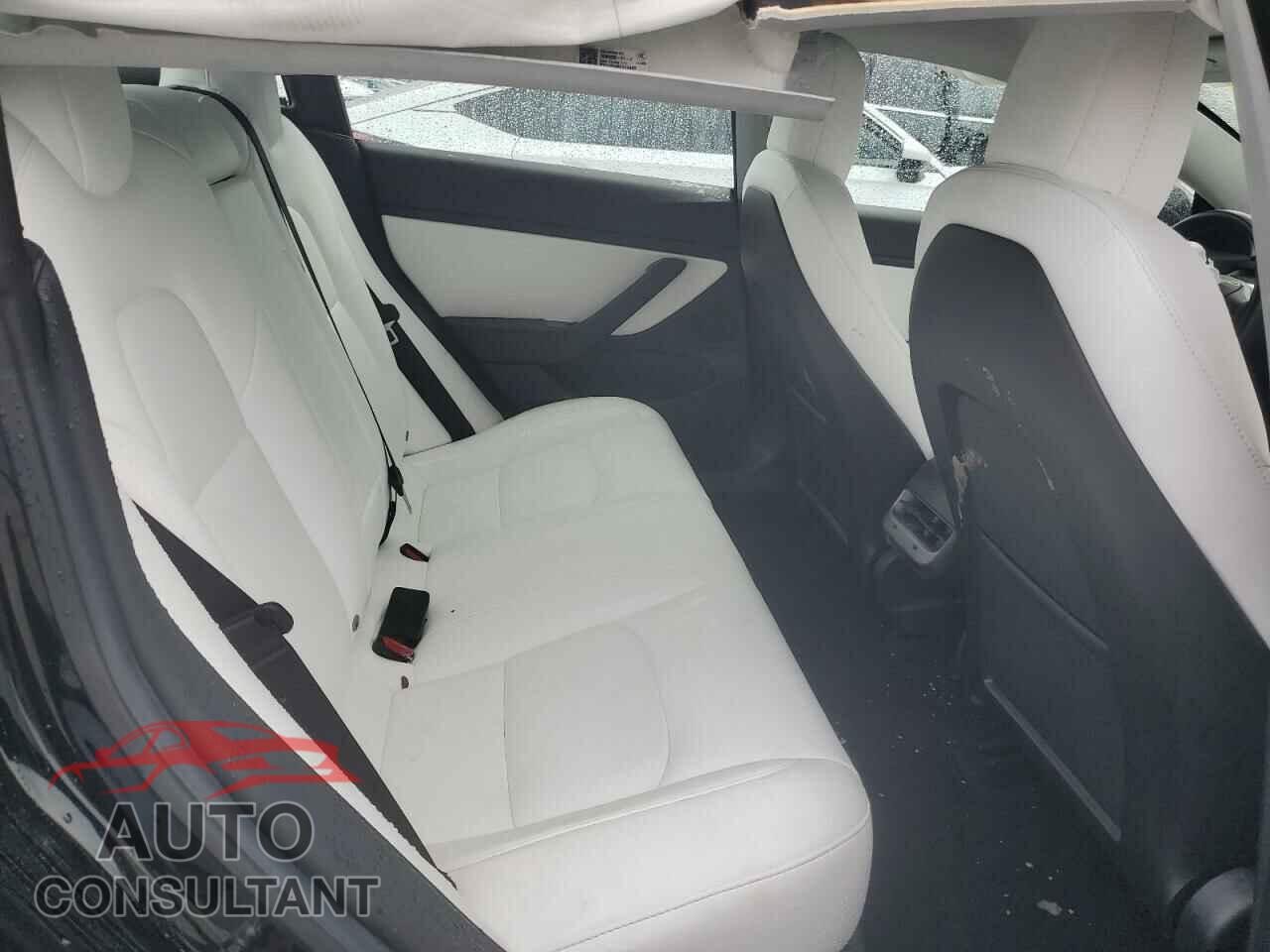 TESLA MODEL 3 2019 - 5YJ3E1EB4KF407063