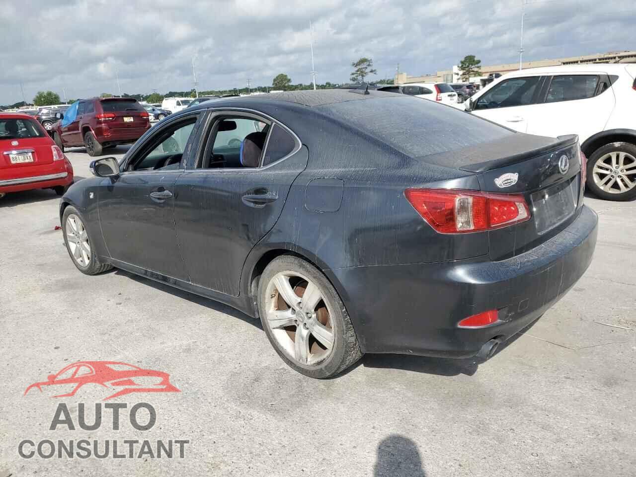 LEXUS IS 2011 - JTHBF5C22B5135860