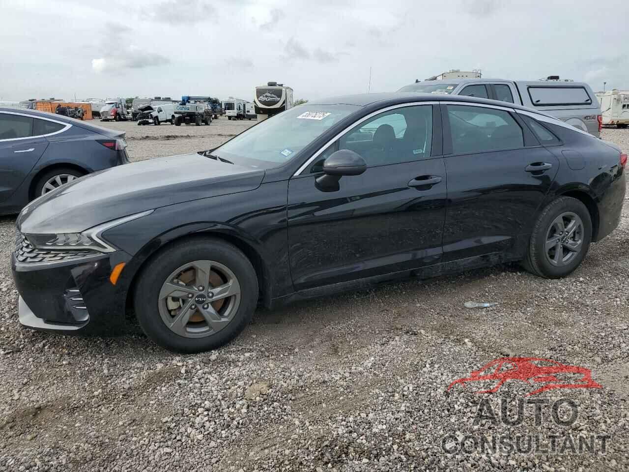 KIA K5 2023 - 5XXG14J27PG216181