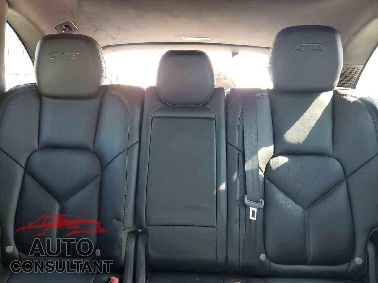 PORSCHE CAYENNE 2016 - WP1AD2A25GLA78110