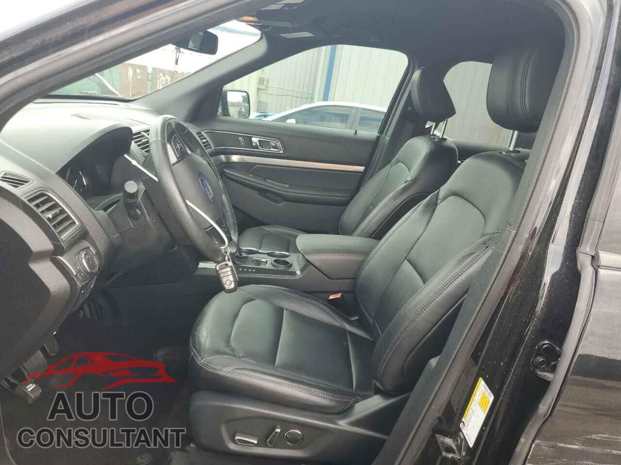 FORD EXPLORER 2018 - 1FM5K7D83JGB85447