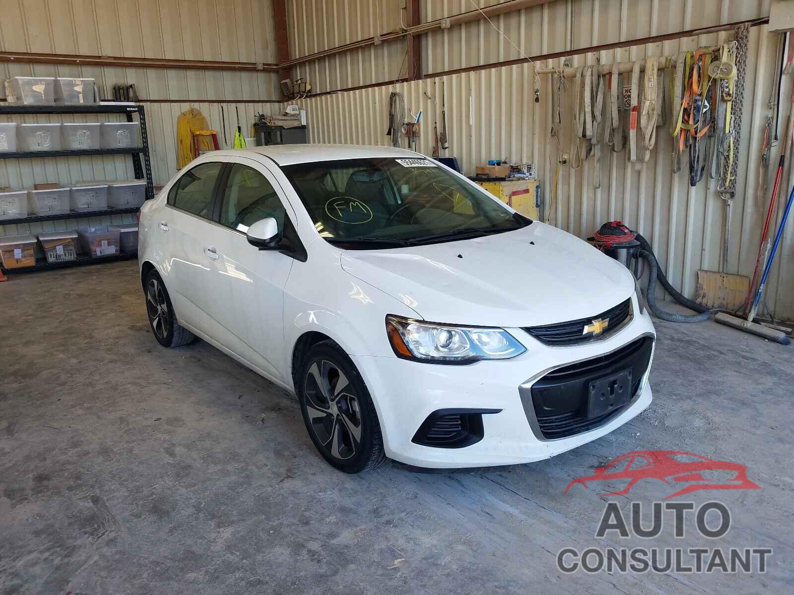CHEVROLET SONIC 2017 - 1G1JF5SB6H4134152