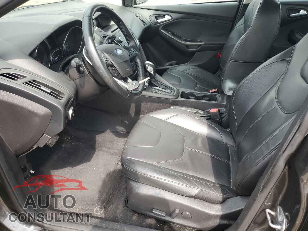 FORD FOCUS 2015 - 1FADP3F20FL228679