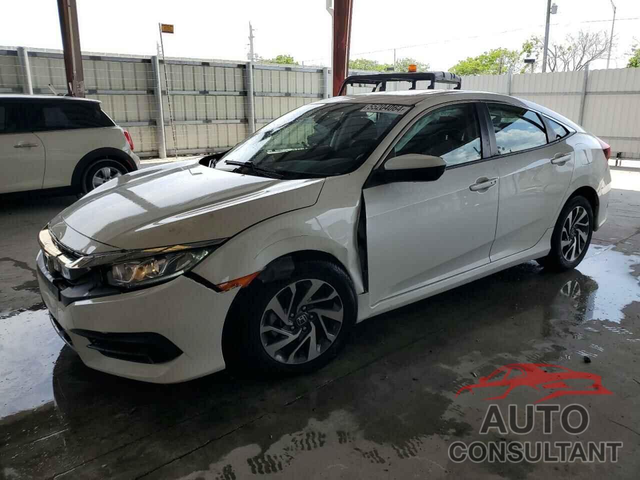 HONDA CIVIC 2018 - 19XFC2F77JE209858