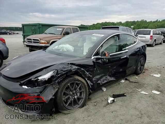 TESLA MODEL 3 2019 - 5YJ3E1EB9KF390552