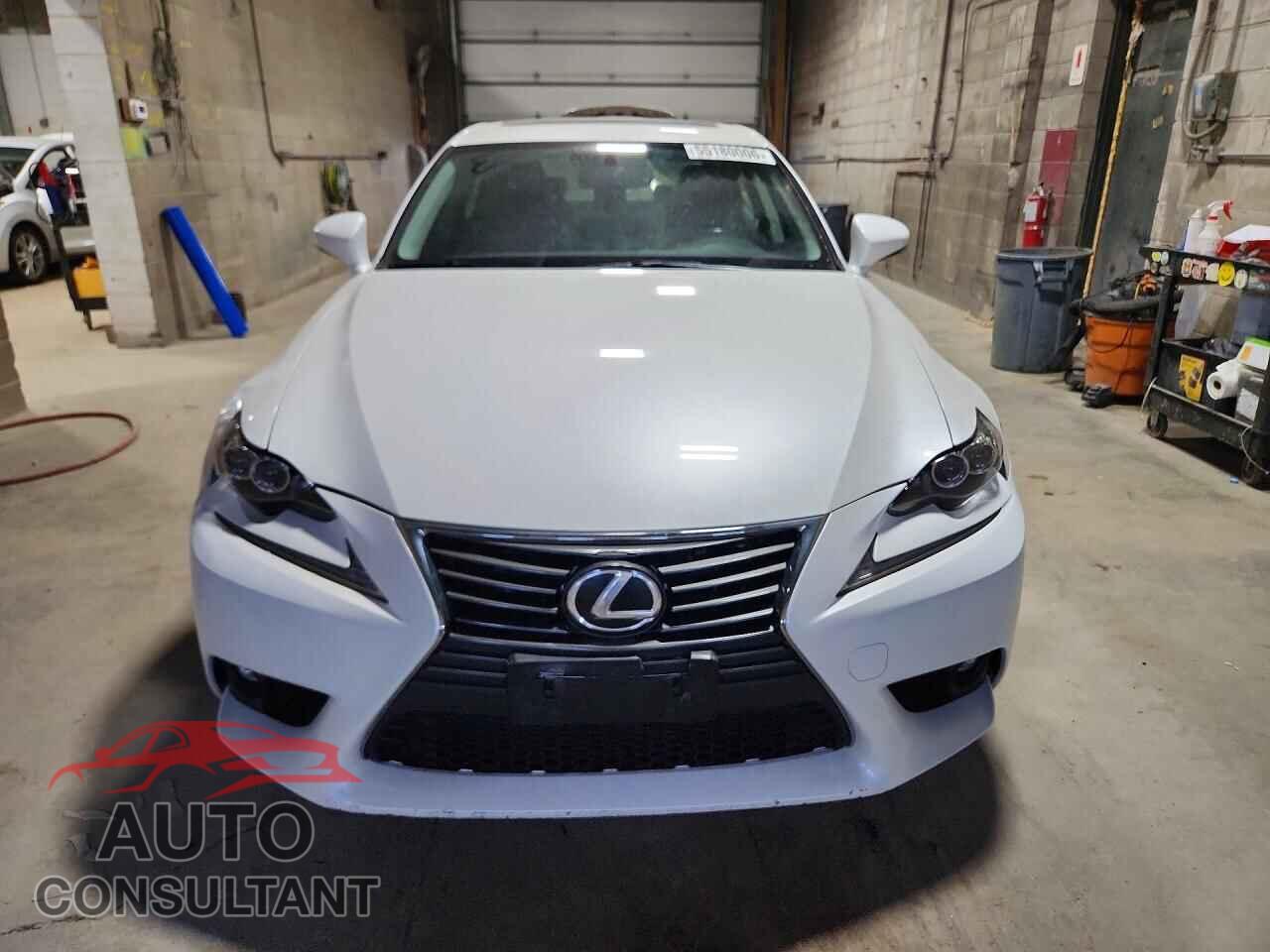 LEXUS IS 2015 - JTHCF1D27F5020950