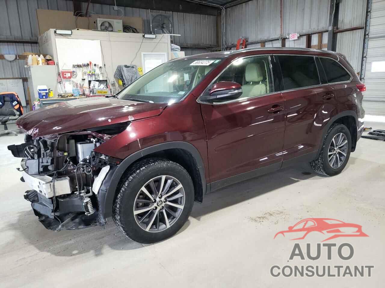 TOYOTA HIGHLANDER 2019 - 5TDJZRFH7KS708483