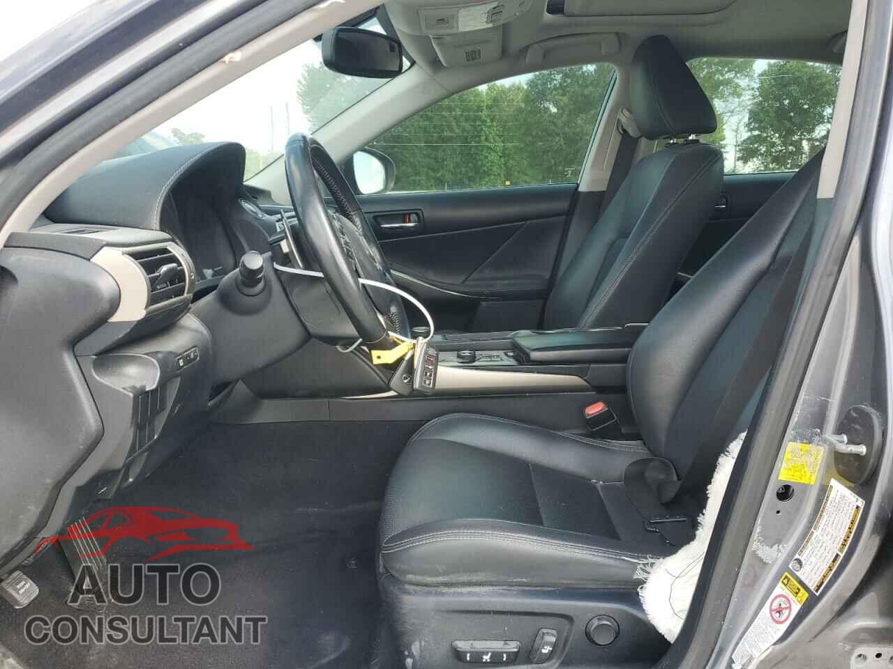 LEXUS IS 2014 - JTHBF1D21E5031100