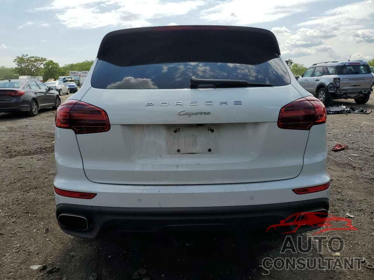 PORSCHE CAYENNE 2017 - WP1AA2A20HKA90133