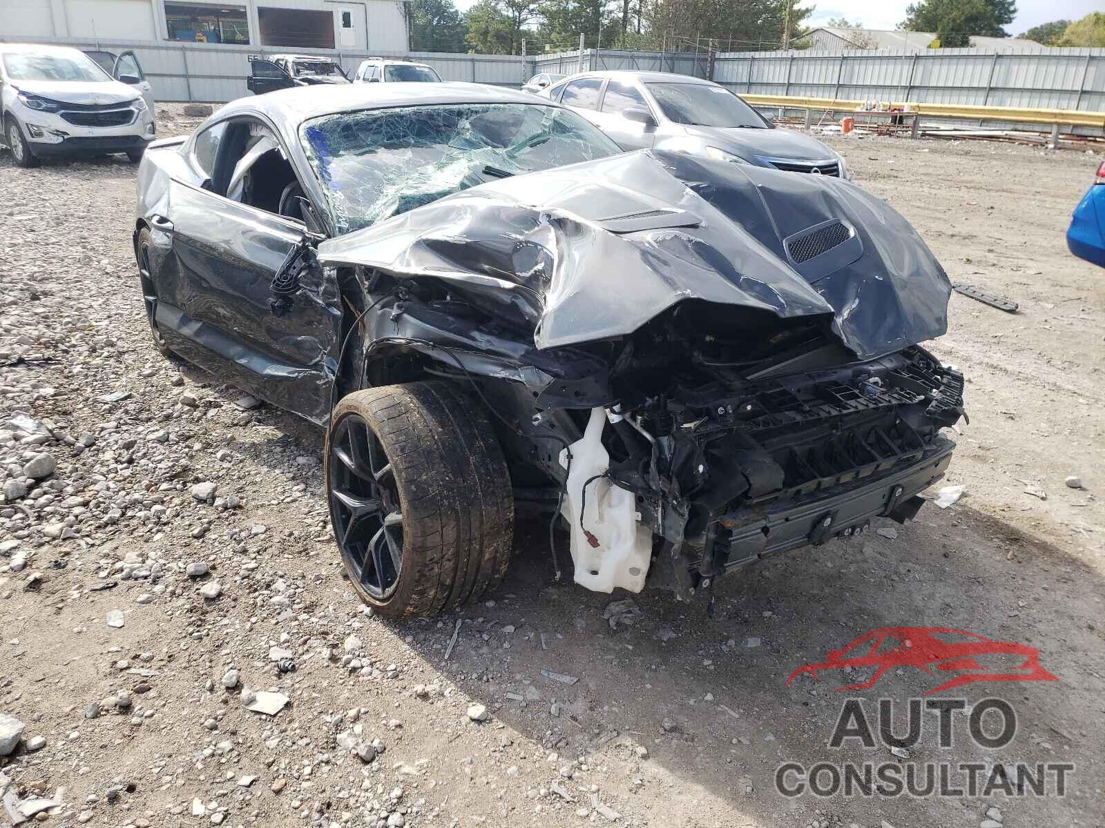 FORD MUSTANG 2018 - 1FA6P8CF8J5129666