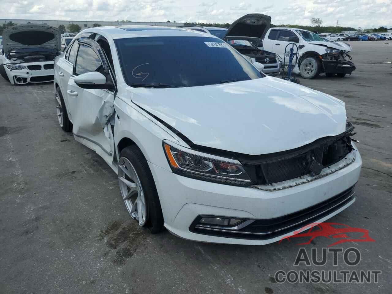 VOLKSWAGEN PASSAT 2017 - 1VWBT7A36HC039720