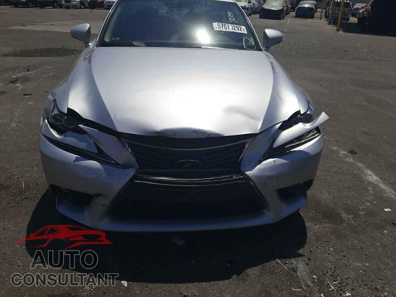 LEXUS IS 2016 - JTHBA1D25G5017444