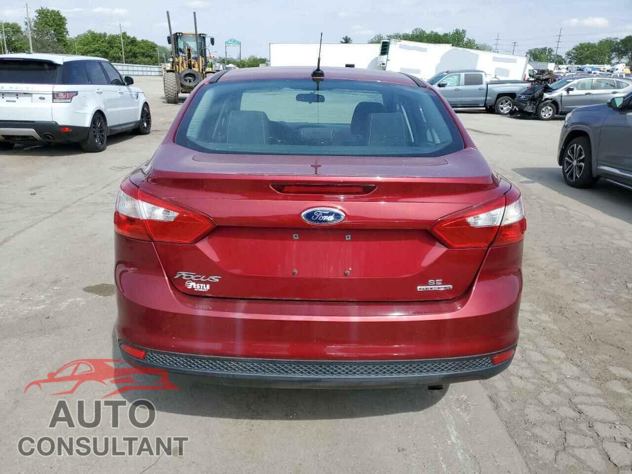 FORD FOCUS 2014 - 1FADP3F22EL371776