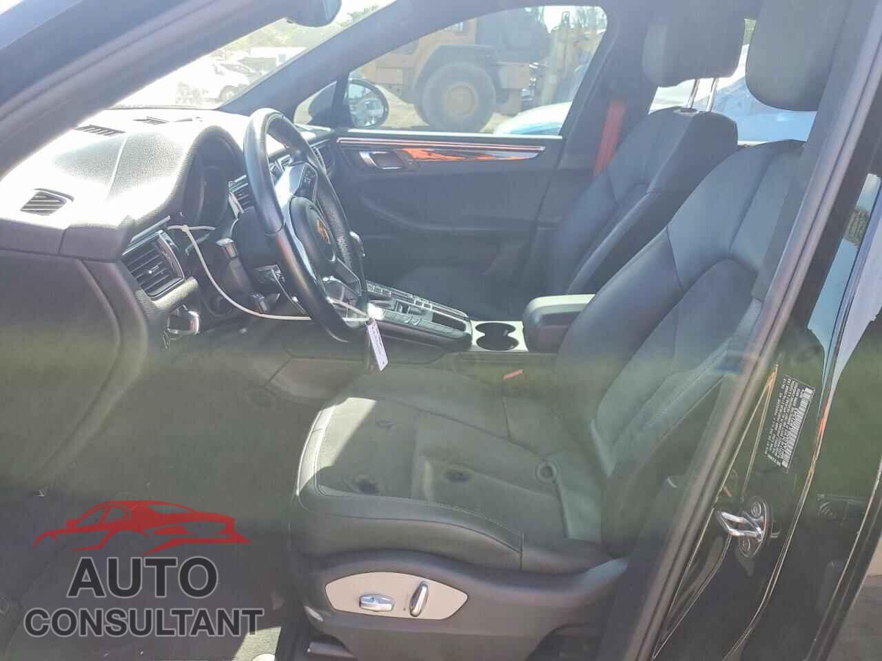 PORSCHE MACAN 2018 - WP1AA2A58JLB21543