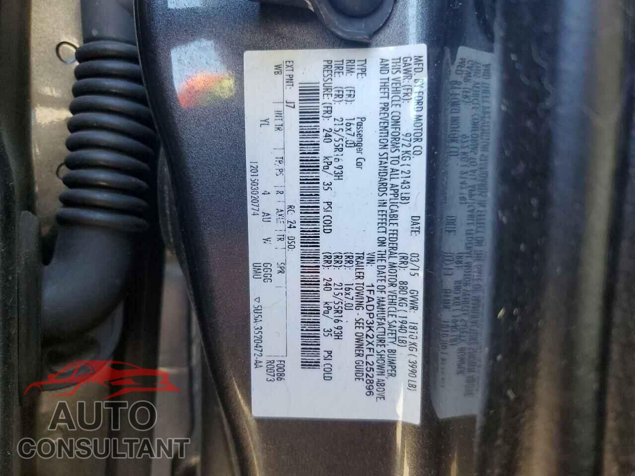 FORD FOCUS 2015 - 1FADP3K2XFL252896