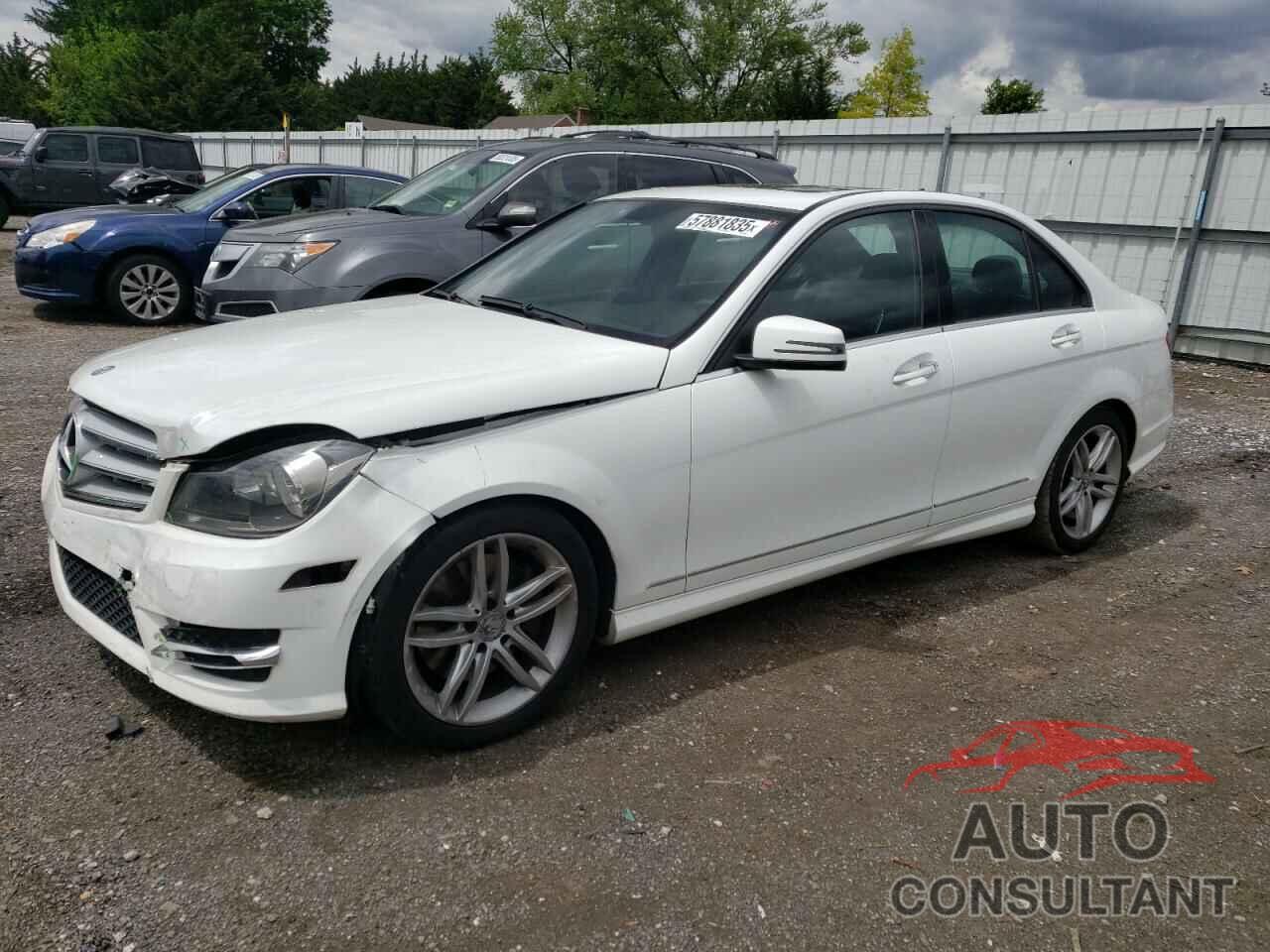 MERCEDES-BENZ C-CLASS 2013 - WDDGF8ABXDR246301