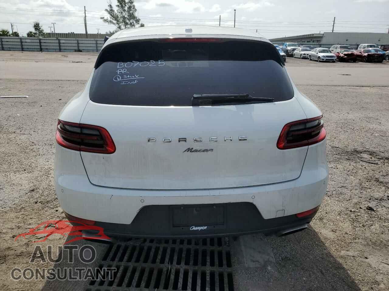 PORSCHE MACAN 2017 - WP1AA2A51HLB07025
