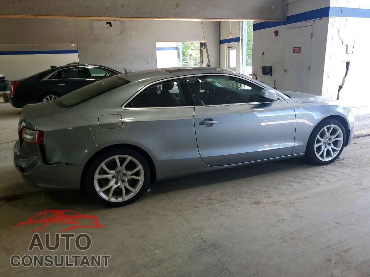 AUDI A5 2010 - WAUCFAFR7AA015028