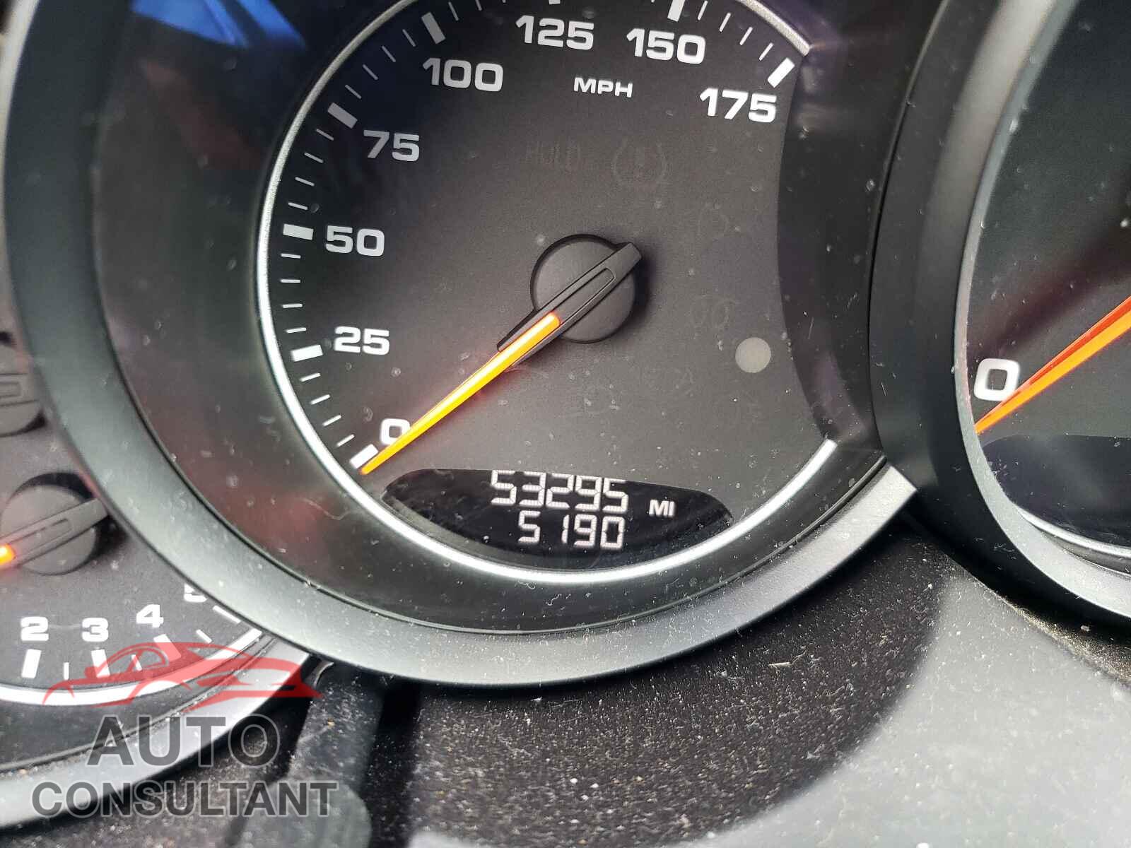 PORSCHE CAYENNE 2016 - WP1AA2A20GKA16077
