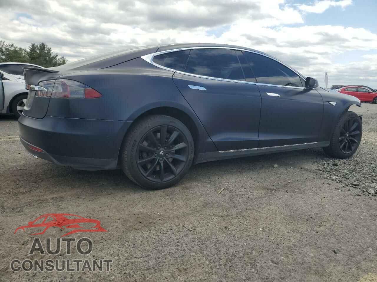 TESLA MODEL S 2015 - 5YJSA1H28FF088730