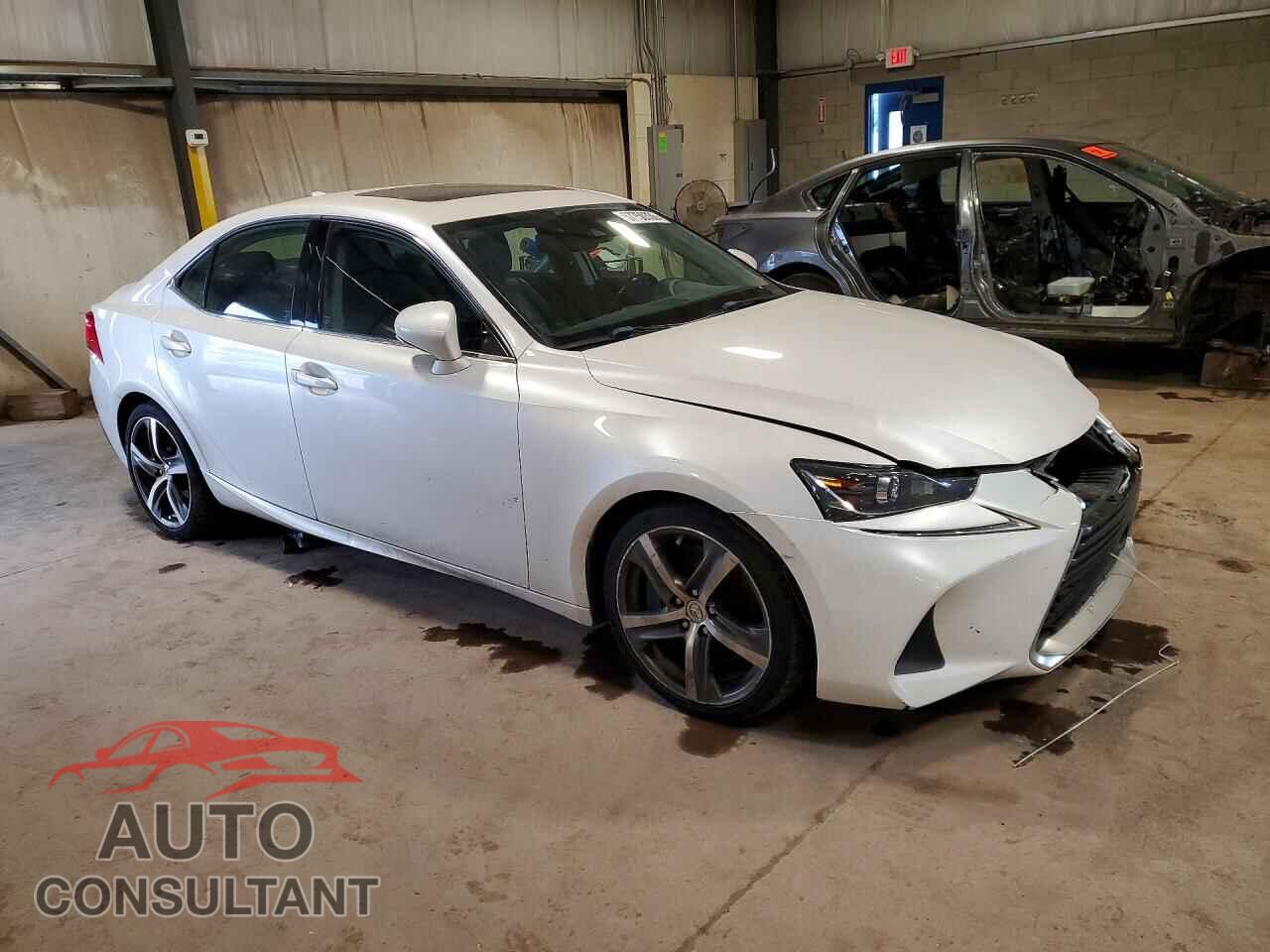LEXUS IS 2017 - JTHCM1D26H5016770